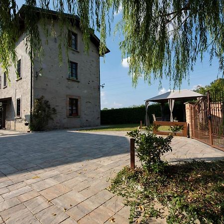 Agriturismo Cascina Costa Cassago Brianza Buitenkant foto